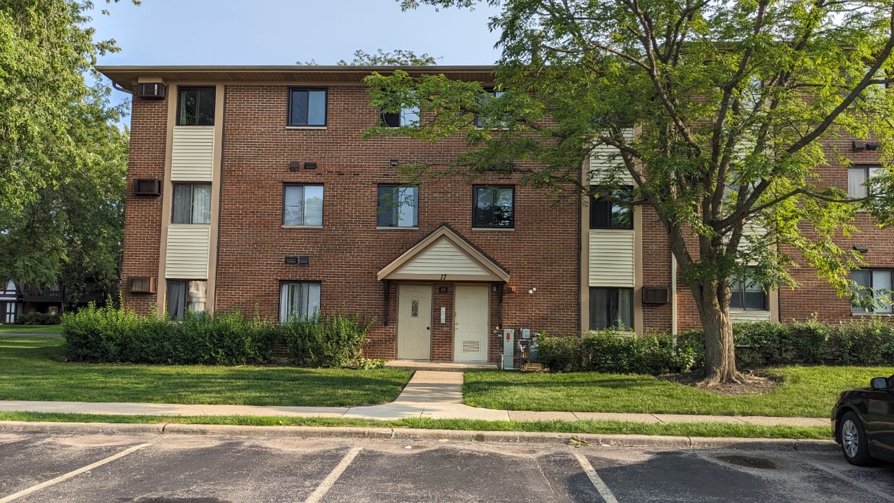 17 Parkside Court