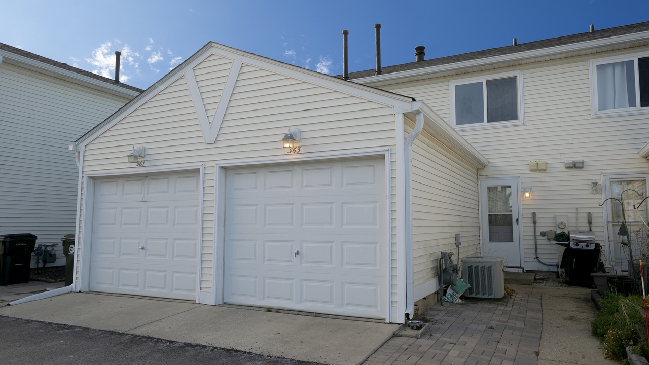 363 Meadow Green Lane - 363